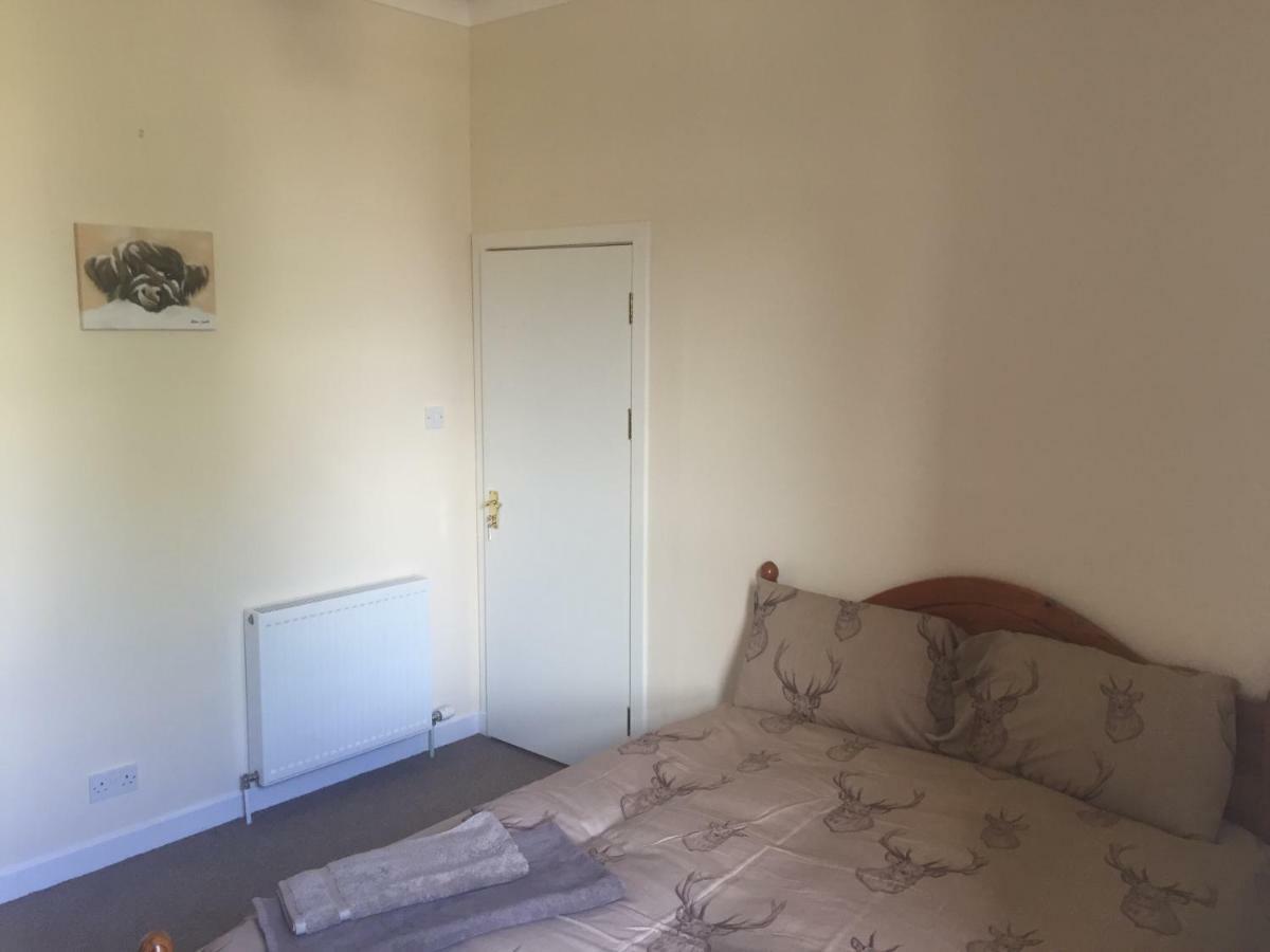Macdonald City Center Apartment. Инвернесс Экстерьер фото